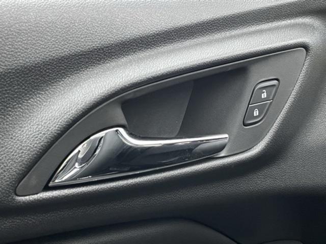 Photo of 2025 Sterling Gray Metallic Chevrolet Trax