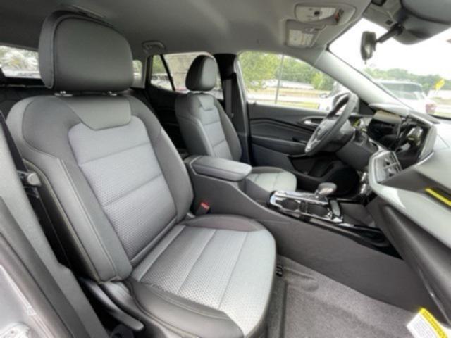 Photo of 2025 Sterling Gray Metallic Chevrolet Trax