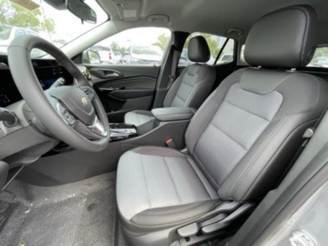 Photo of 2025 Sterling Gray Metallic Chevrolet Trax
