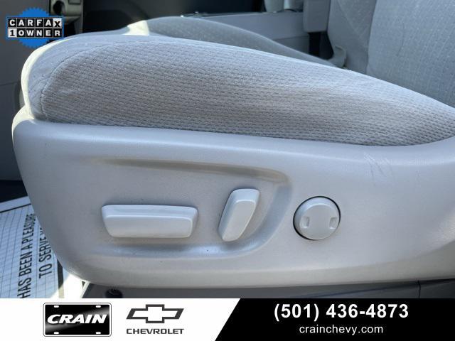 Photo of 2019 Celestial Silver Metallic Toyota Sienna