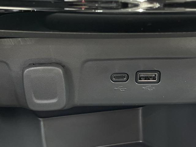 Photo of 2025 Summit White Chevrolet Trax