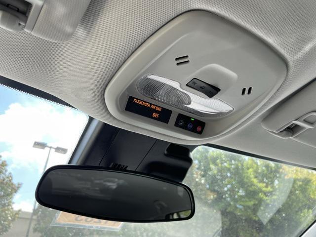 Photo of 2025 Summit White Chevrolet Trax