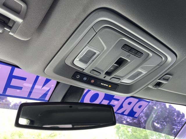 Photo of 2020 Silver Ice Metallic Chevrolet Silverado 1500
