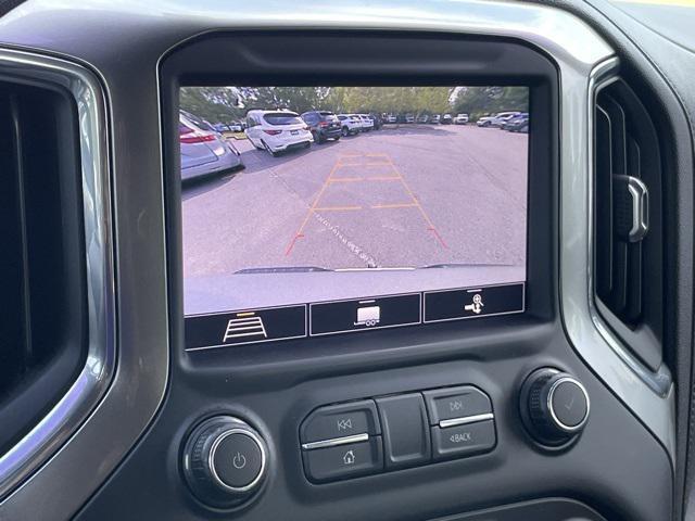 Photo of 2020 Silver Ice Metallic Chevrolet Silverado 1500