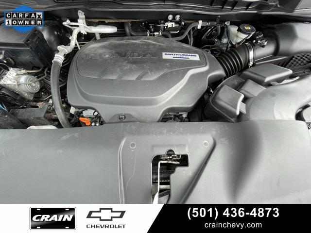 Photo of 2020 Crystal Black Pearl Honda Odyssey