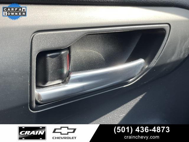 Photo of 2023 Midnight Black Metallic Toyota Highlander
