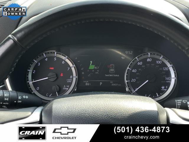 Photo of 2023 Midnight Black Metallic Toyota Highlander