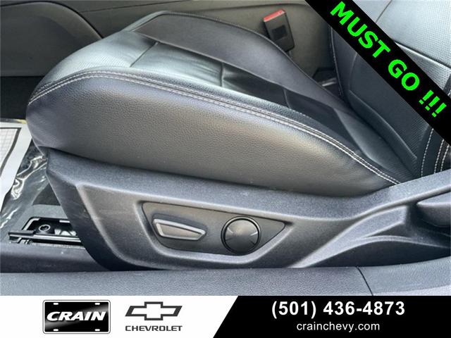 Photo of 2022 Iconic Silver Metallic Ford Mustang