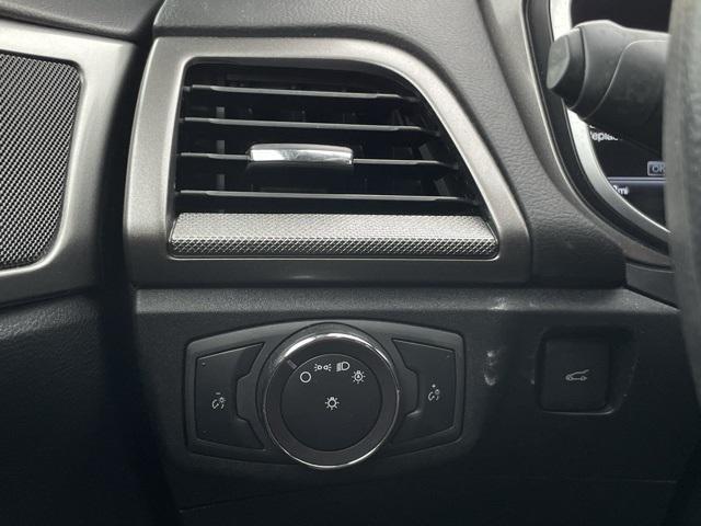 Photo of 2019 Agate Black Ford Fusion
