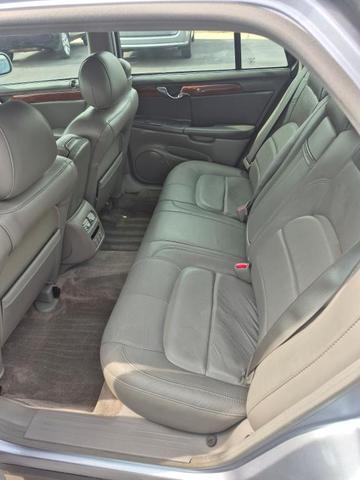 Photo of 2005 Blue Ice Cadillac DeVille