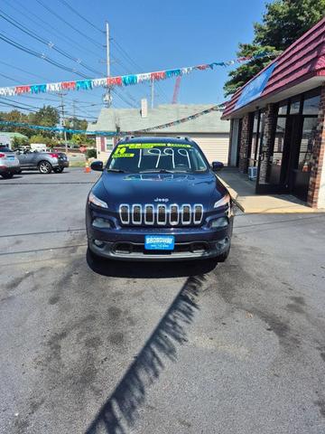 Photo of 2014 True Blue Pearlcoat Jeep Cherokee