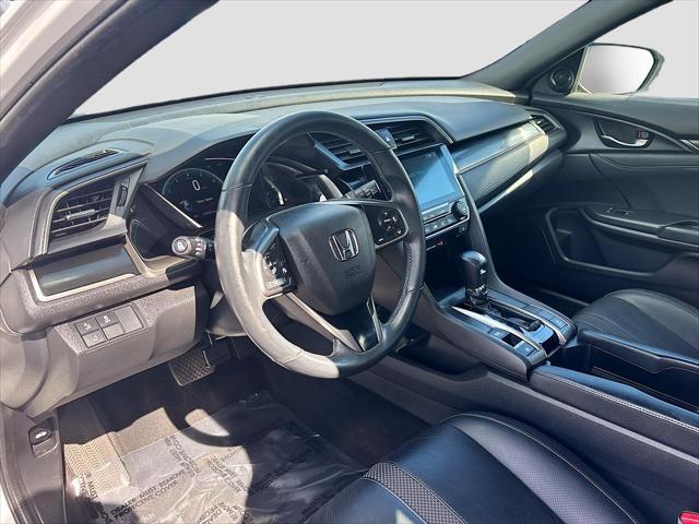 Photo of 2020 Platinum White Pearl Honda Civic