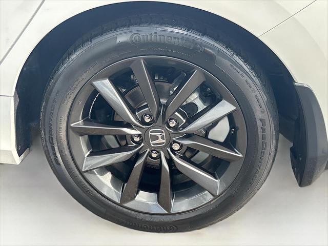 Photo of 2020 Platinum White Pearl Honda Civic