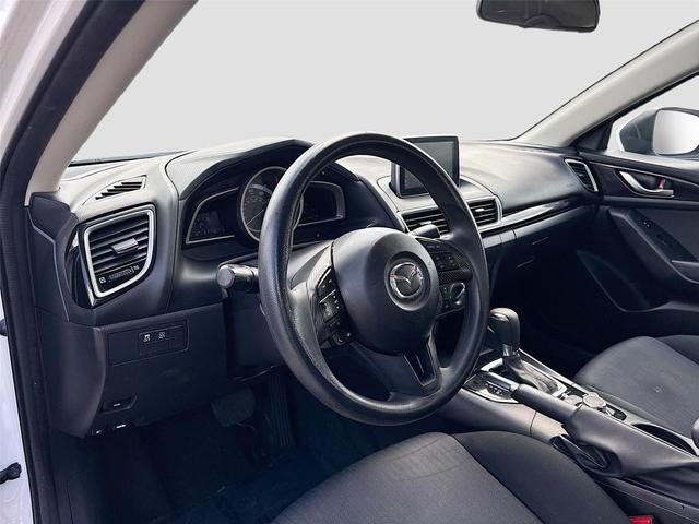 Photo of 2016 Snowflake White Pearl Mica Mazda Mazda3