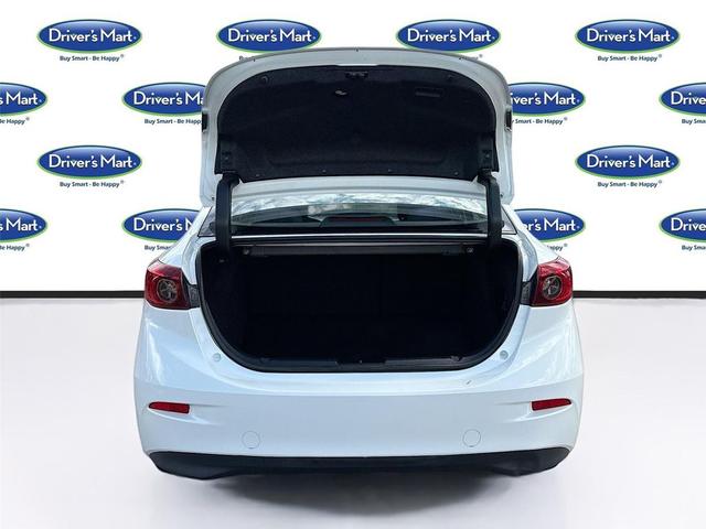 Photo of 2016 Snowflake White Pearl Mica Mazda Mazda3