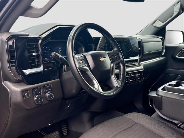 Photo of 2023 Black Chevrolet Silverado 1500