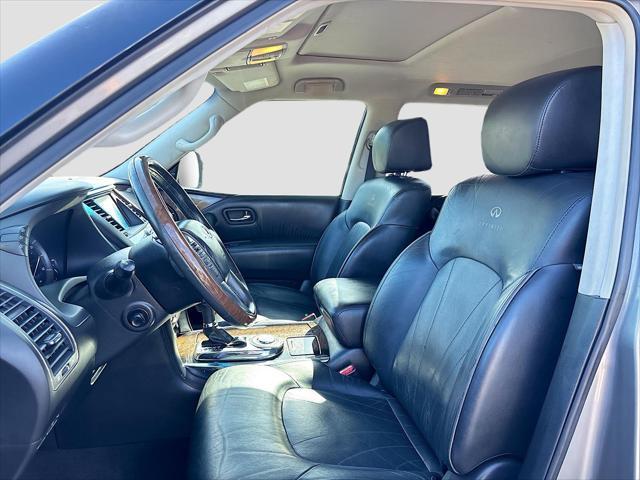 Photo of 2014 Platinum Graphite INFINITI QX80