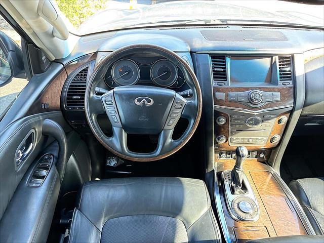 Photo of 2014 Platinum Graphite INFINITI QX80