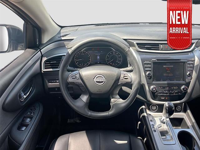 Photo of 2024 Pearl White Tricoat Nissan Murano