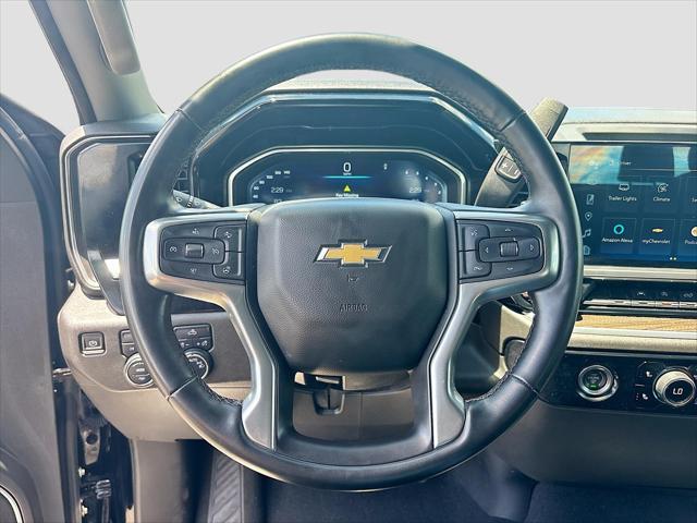 Photo of 2023 Black Chevrolet Silverado 1500