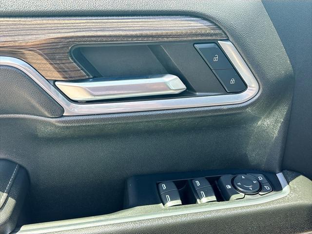 Photo of 2023 Black Chevrolet Silverado 1500