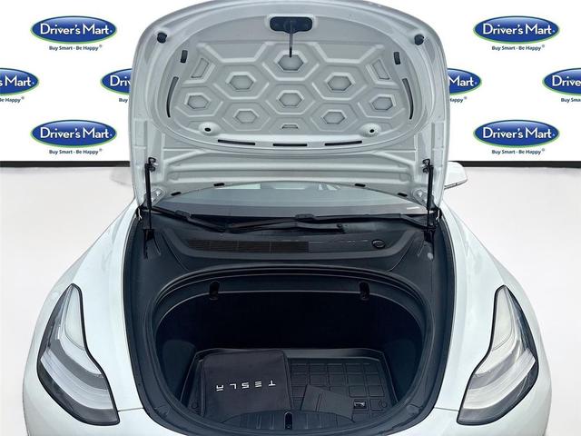 Photo of 2020 Pearl White Multi-Coat Tesla Model 3