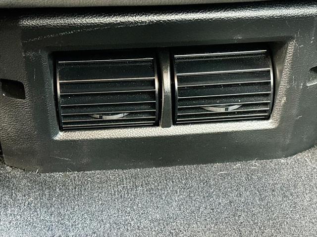 Photo of 2019 Diamond Black Crystal Pearlcoat RAM 1500 Classic