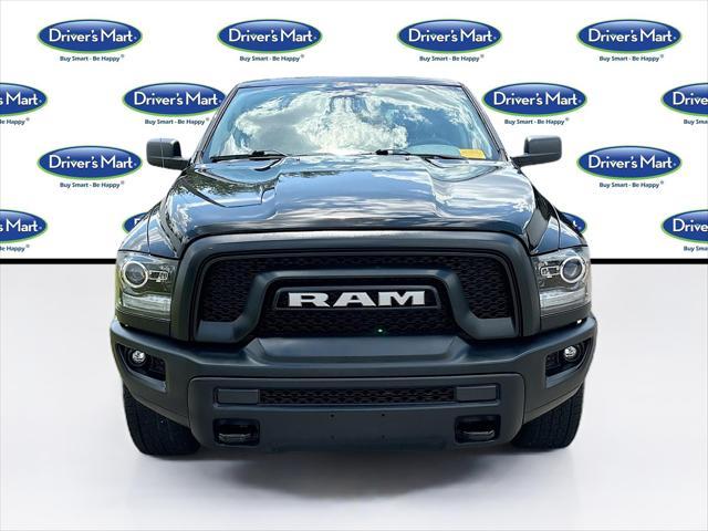Photo of 2019 Diamond Black Crystal Pearlcoat RAM 1500 Classic