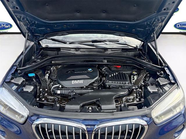 Photo of 2016 Mediterranean Blue Metallic BMW X1