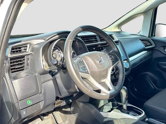 Photo of 2020 Platinum White Pearl Honda Fit