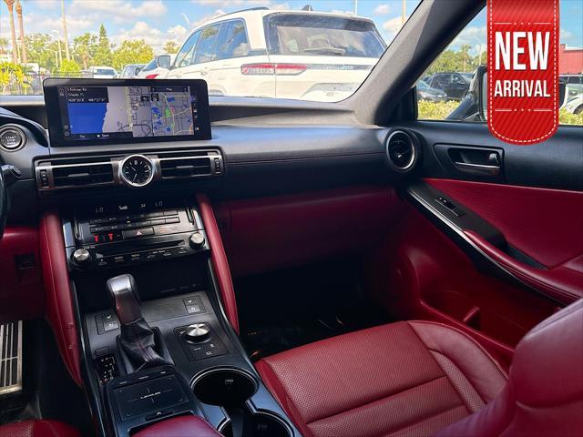 Photo of 2022 Ultra White Lexus IS 350