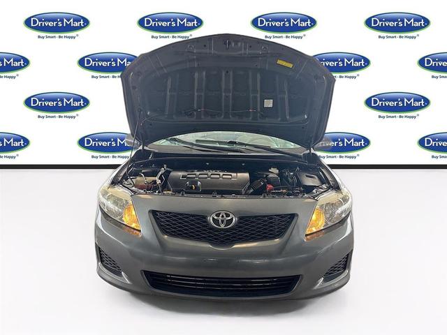 Photo of 2009 Magnetic Gray Metallic Toyota Corolla