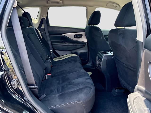 Photo of 2023 Super Black Nissan Murano