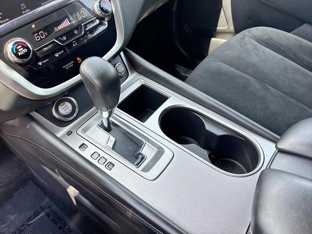 Photo of 2023 Super Black Nissan Murano