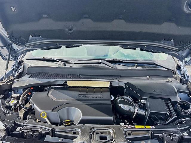 Photo of 2023 Byron Blue Metallic Land Rover Discovery Sport