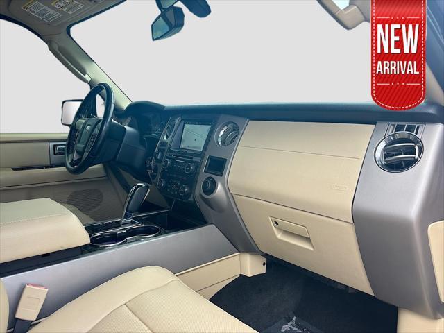 Photo of 2017 Shadow Black Ford Expedition EL