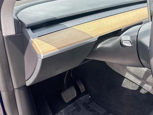 Photo of 2023 Deep Blue Metallic Tesla Model Y