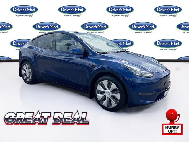 Photo of 2023 Deep Blue Metallic Tesla Model Y