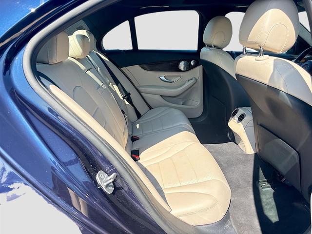 Photo of 2018 Lunar Blue Metallic Mercedes-Benz C-Class