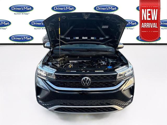 Photo of 2024 GRAY Volkswagen Taos