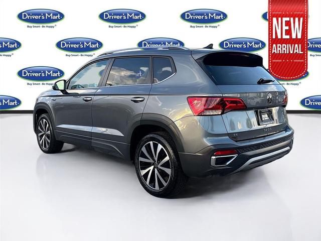 Photo of 2024 GRAY Volkswagen Taos