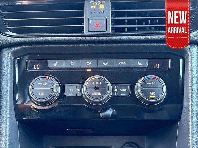 Photo of 2024 GRAY Volkswagen Taos