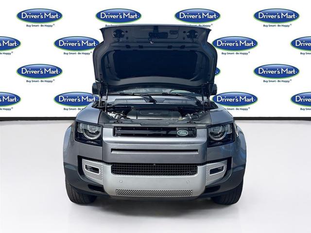 Photo of 2024 GRAY Land Rover Defender