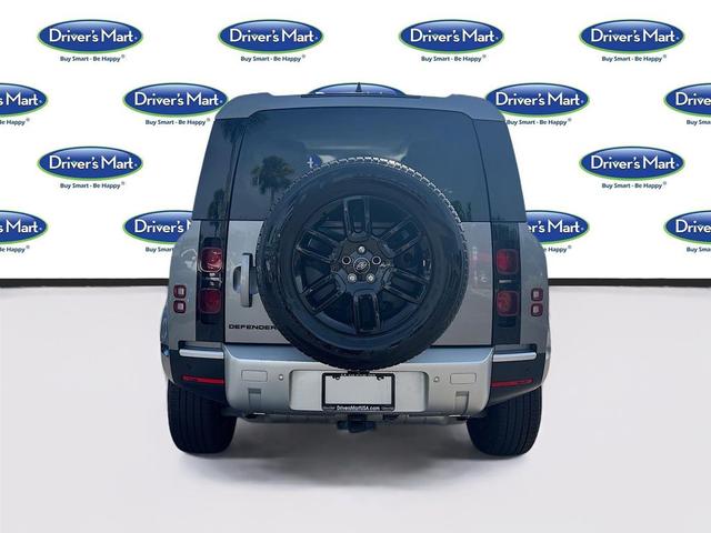 Photo of 2024 GRAY Land Rover Defender