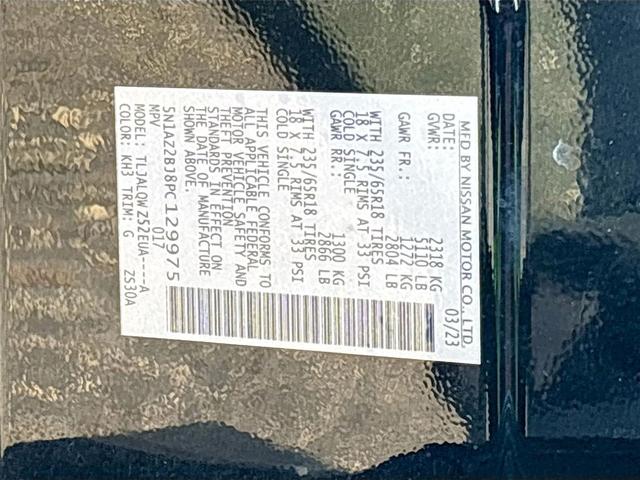 Photo of 2023 Super Black Nissan Murano
