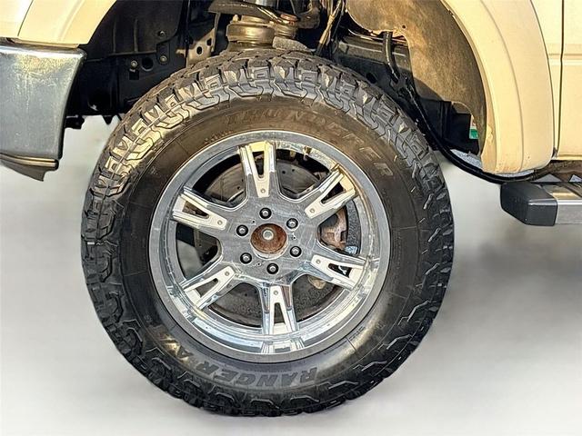 Photo of 2014 White Platinum Metallic Tri-Coat Ford F-150