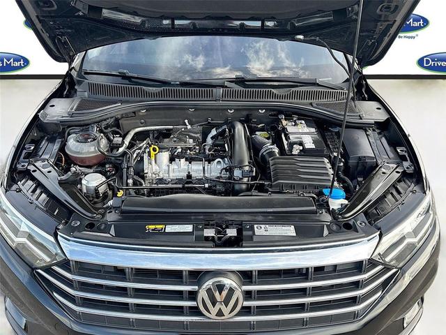 Photo of 2019 Black Uni Volkswagen Jetta