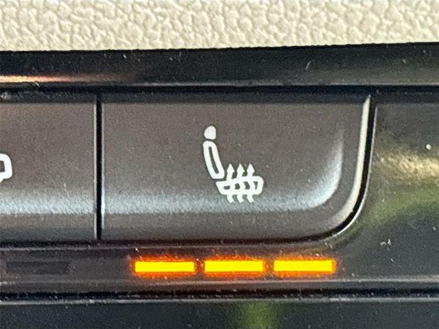 Photo of 2019 Black Uni Volkswagen Jetta
