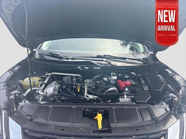 Photo of 2021 Caspian Blue Metallic Nissan Rogue