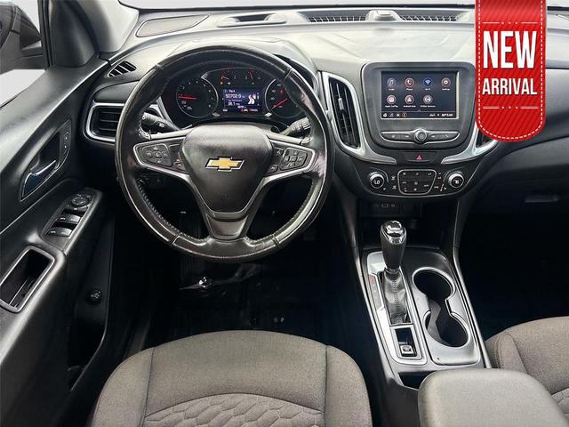 Photo of 2020 Midnight Blue Metallic Chevrolet Equinox